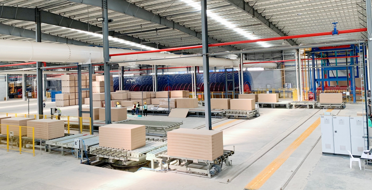 BOARD STORAGE AND CONVEYING SYSTEM