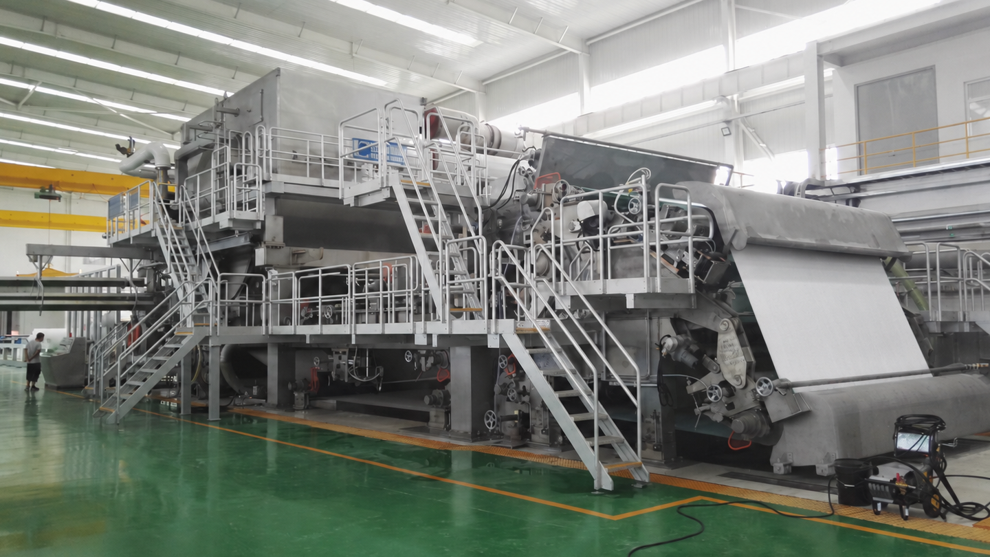 Tissue paper machine felt and press section